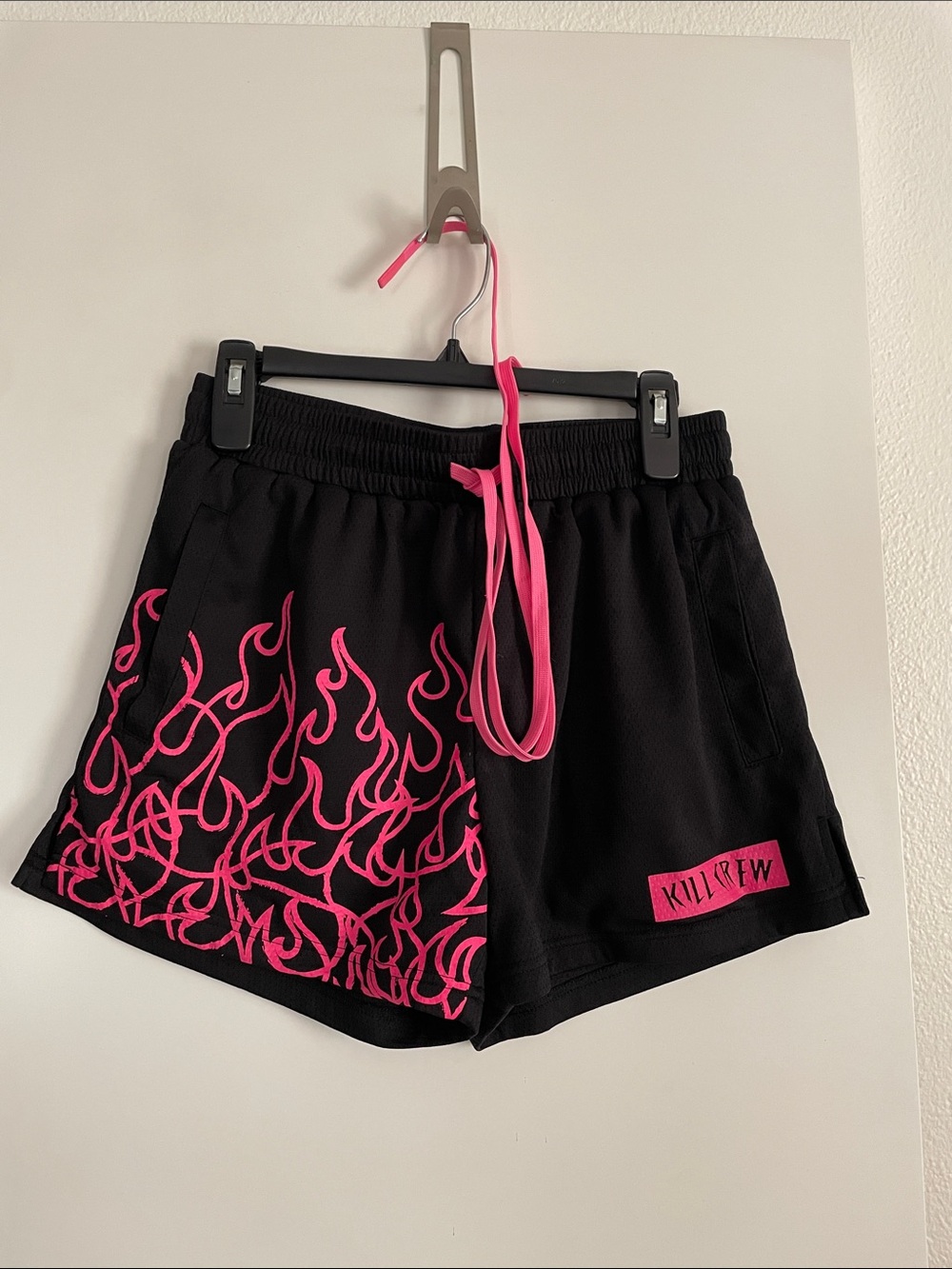 Men’s M: KILL CREW- Black Pink Flame Sport Shorts Elastic Waist Mesh Lining